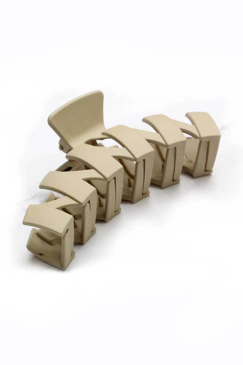 ,.Zigzag Hair Claw Clip: OS / RUST-158439