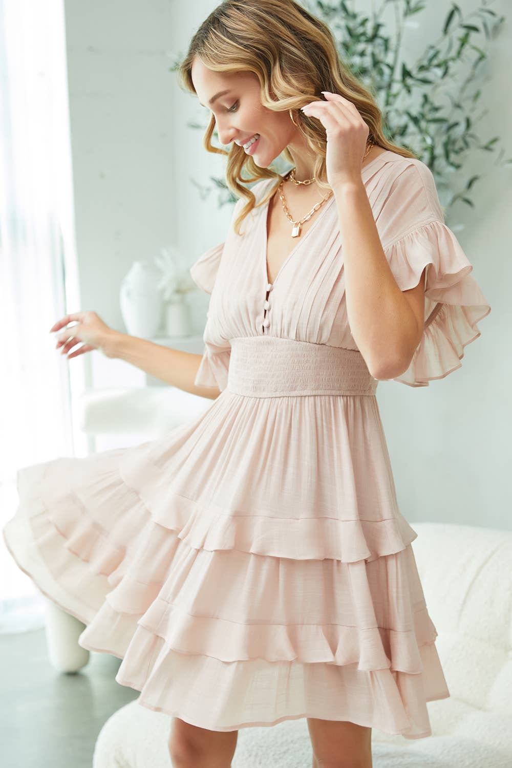RUFFLE TIERED DRESS: MISTY BLUE / L