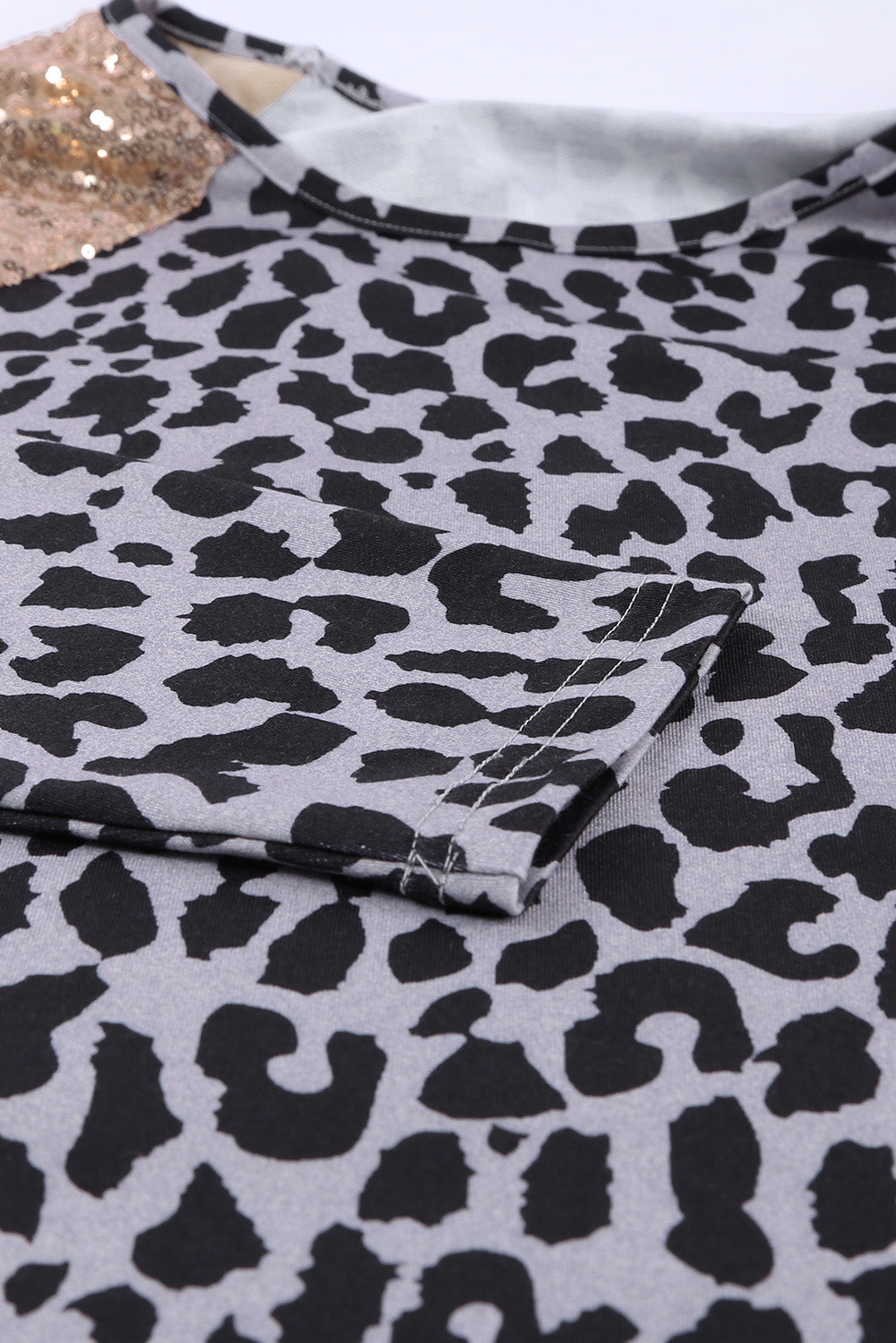 Sequin Shoulder Splicing Leopard Long Sleeve Top