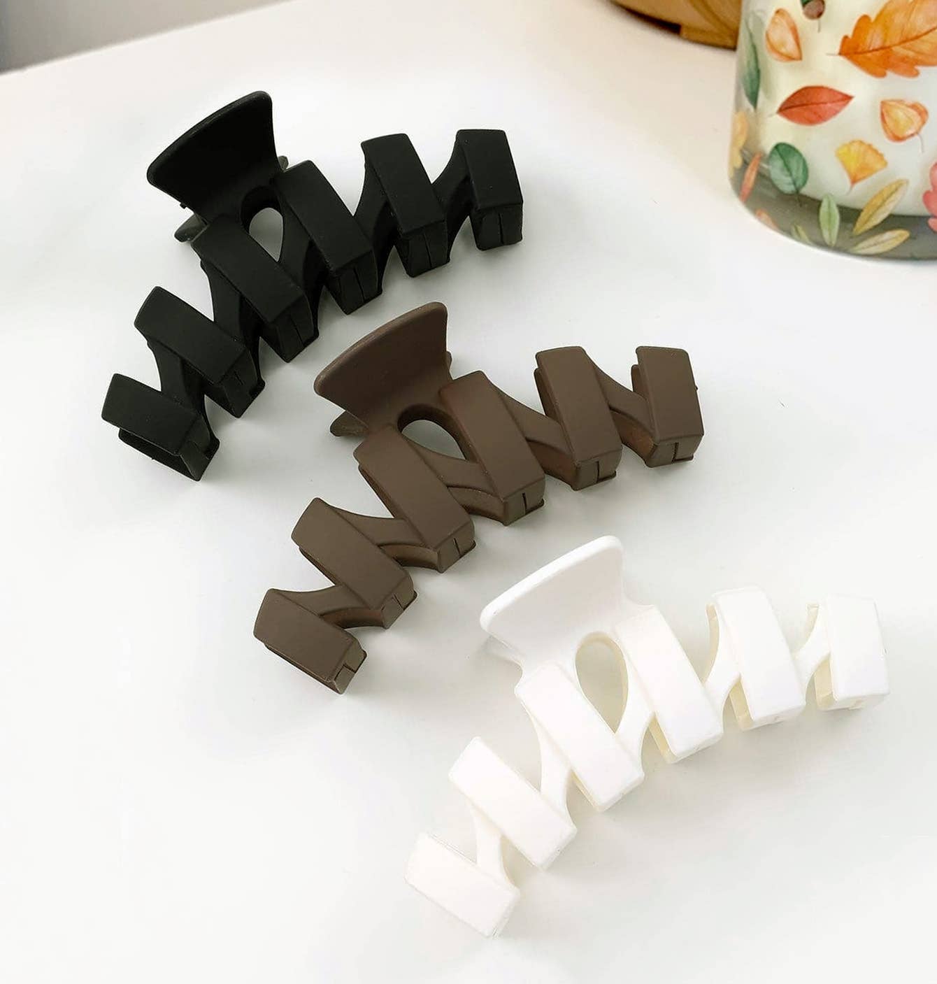 ,.Zigzag Hair Claw Clip: OS / RUST-158439